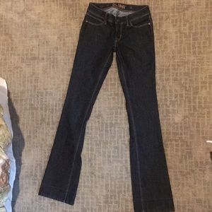 Dl1961 jeans “Cindy” slim bootcut -price drop!!!